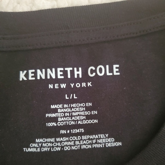 NEW Kenneth Cole New York Blur-Monogram Tee - Picture 4 of 5